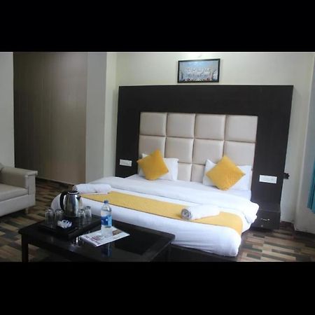Hotel Stay Well Banikhet Exterior foto