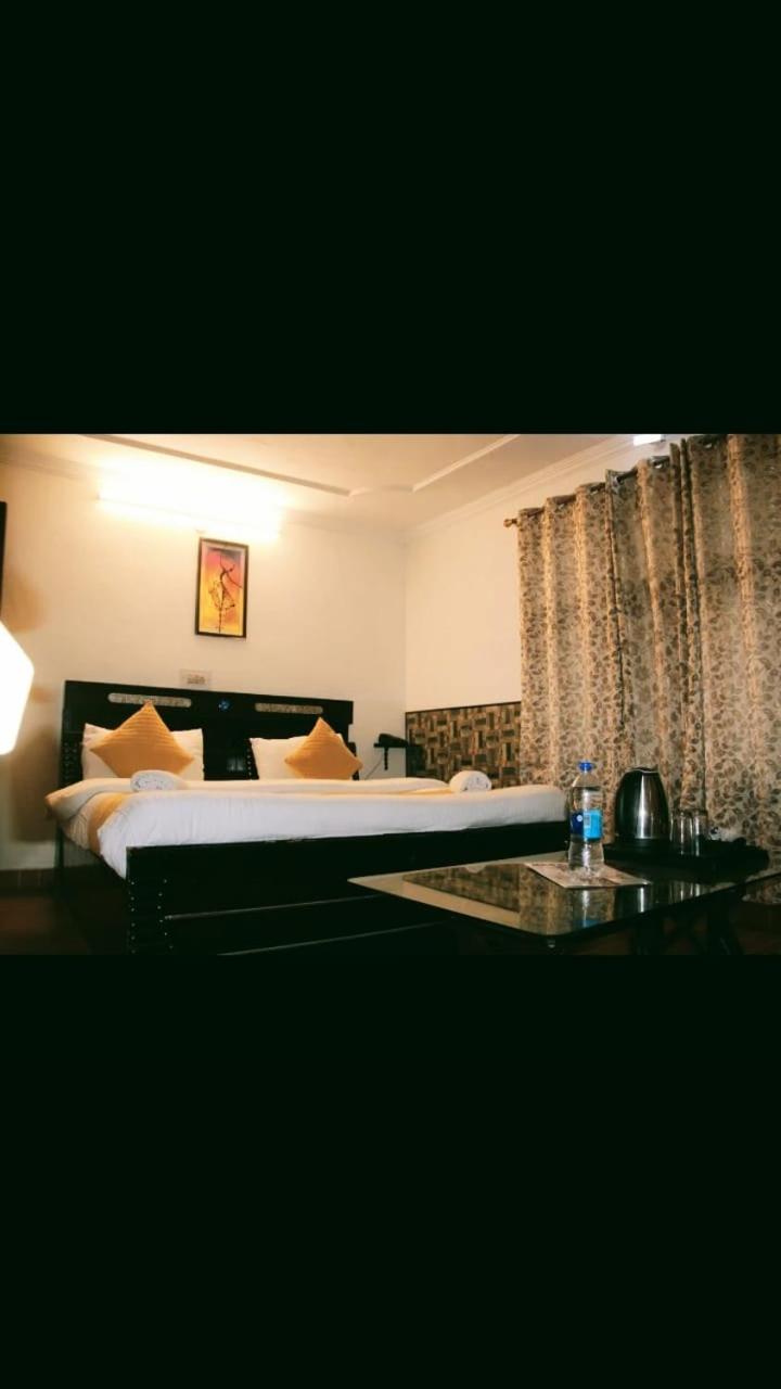 Hotel Stay Well Banikhet Cameră foto